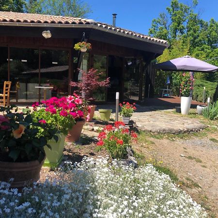 Hotel Le Sentier Des Arches Beaumont  Esterno foto