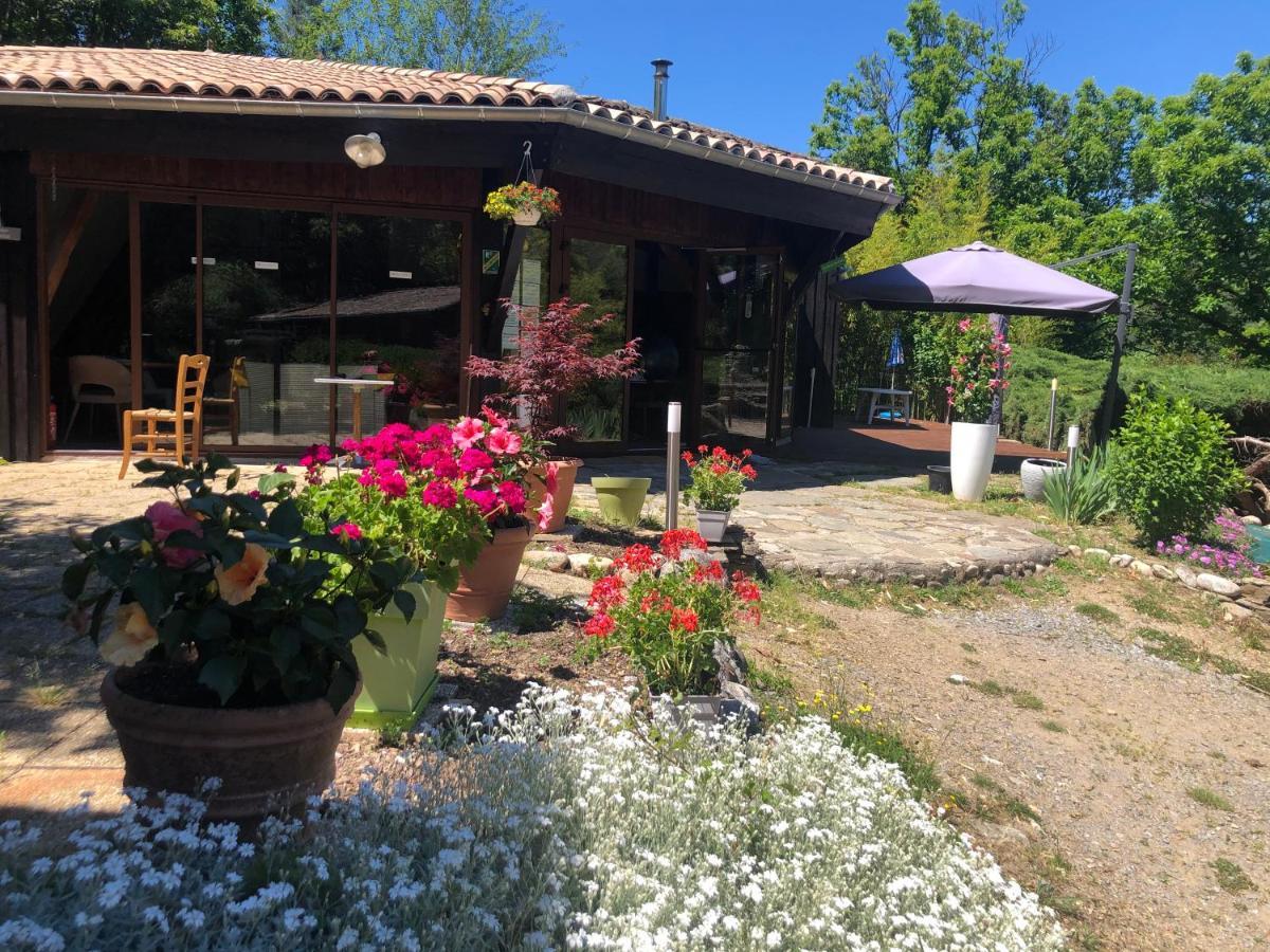 Hotel Le Sentier Des Arches Beaumont  Esterno foto
